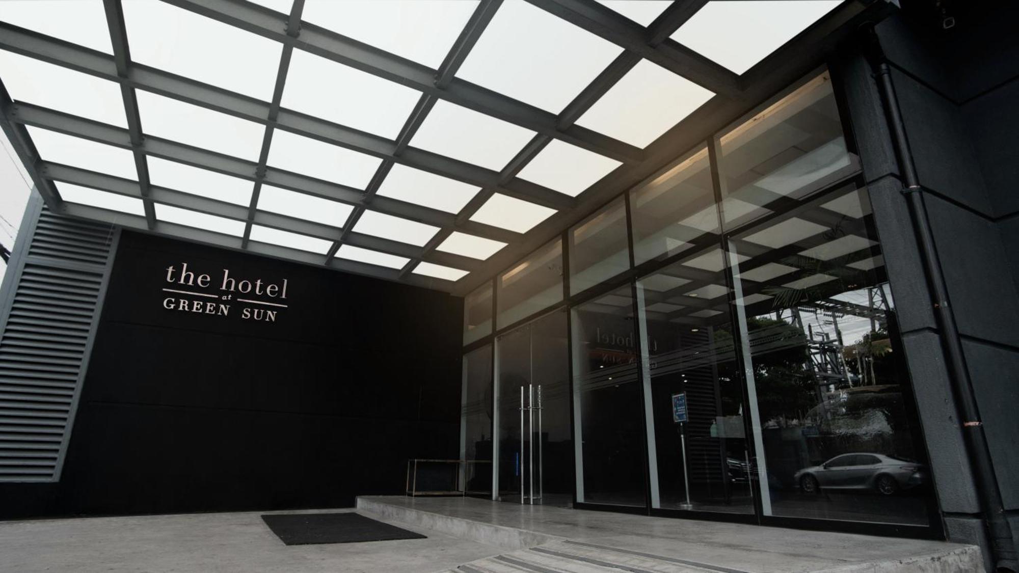 Green Sun Hotel Makati City Екстериор снимка