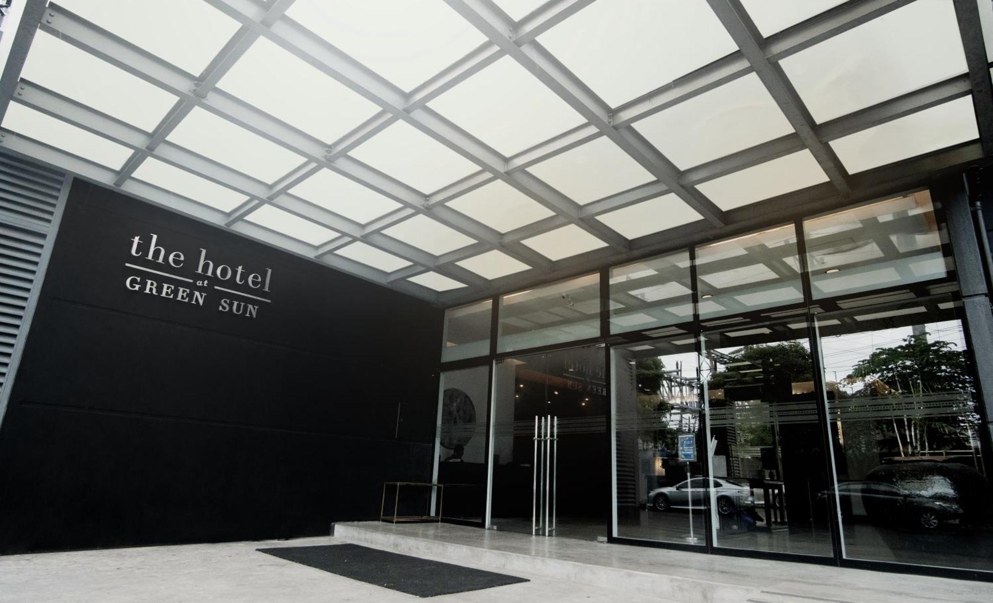 Green Sun Hotel Makati City Екстериор снимка
