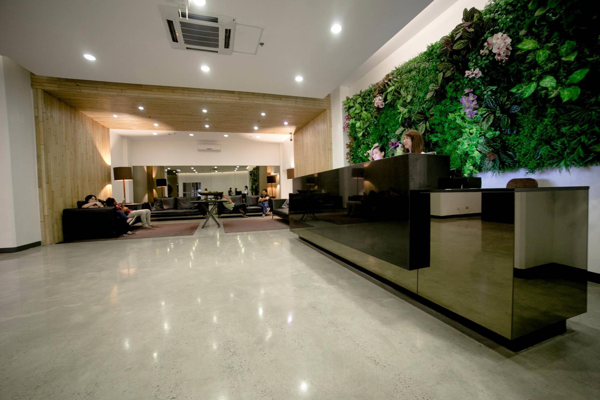 Green Sun Hotel Makati City Екстериор снимка