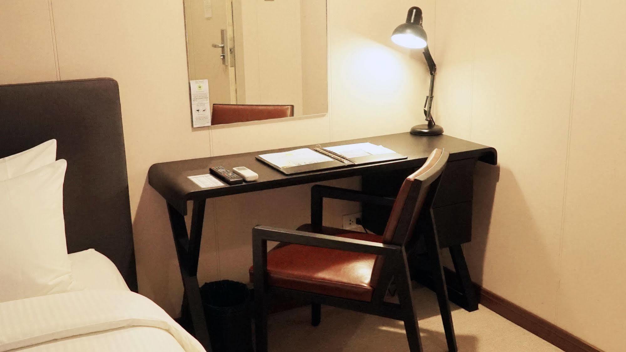 Green Sun Hotel Makati City Екстериор снимка